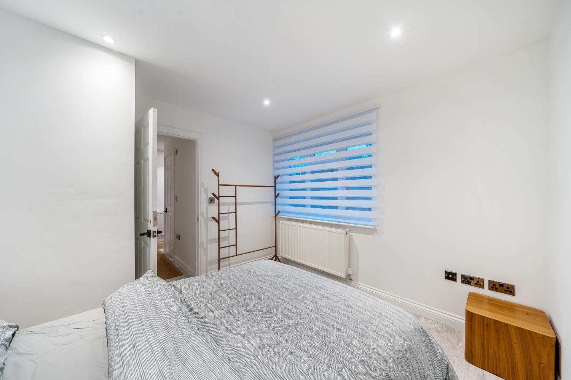 Two Bed Home In The Heart Of Egham Kültér fotó